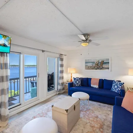 Pinnacle Port 304A